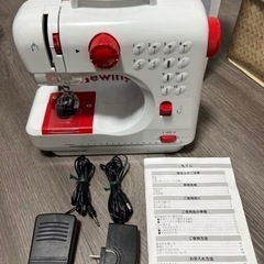 コンパクトミシン