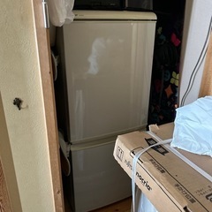 決まりました！SHARP 一人暮らし用  ☆冷蔵庫の画像