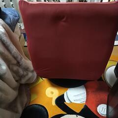 回転式  一人掛けチェア  赤色の画像