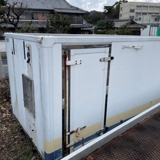 コンテナ 保冷庫 物置 倉庫 道具入れ