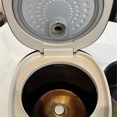 ★取引決定★ヒロ・コーポレーション マイコン式炊飯器 4合炊き HR-05の画像