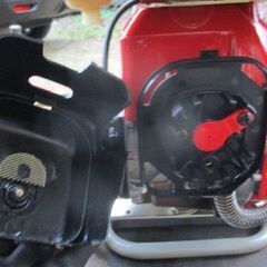 エンジン部　..程度良好　プロ仕様　山田機械　ビーバー GT　L467Z 　背負式刈払機　草刈機の画像