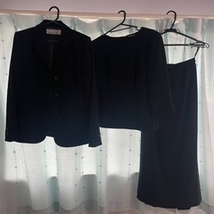 スーツ　喪服　7号