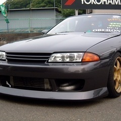 R32 スカイライン URAS フロントバンパー