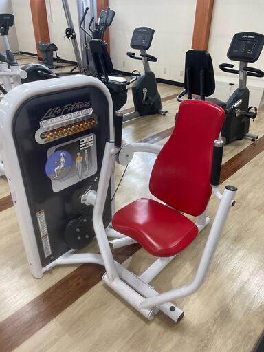 Life Fitness　トレーニングマシン（美品）⑧