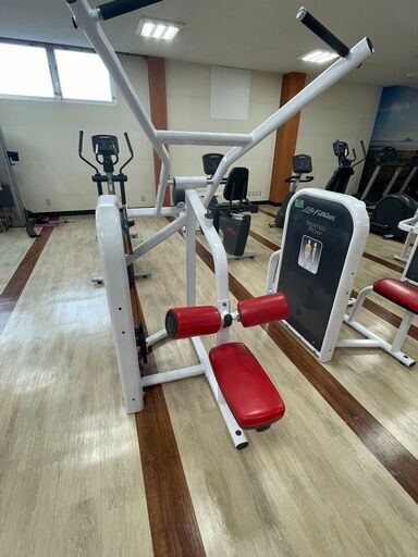 Life Fitness　トレーニングマシン（美品）⑩