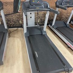 Life Fitness　トレーニングマシン（美品）⑰
