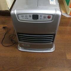 石油ファンヒーター（ジャンク）