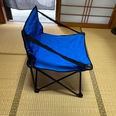 キャンプ　　折り畳み　チェアーの画像