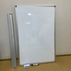 【お値下】ホワイトボード　60㎝✖️90㎝　　　　　