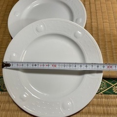 食器 プレートの画像