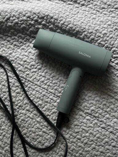 Salonia ドライヤー (ほぼ新品)