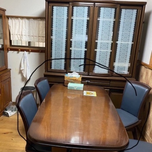 大幅に値下げ ダイニングセット今月内引き取り表示価額3000円引き