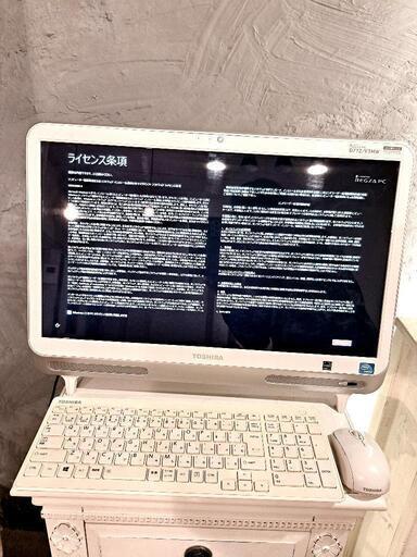 【お譲り先決定】21.5型フルHD液晶ONKYOスピーカー内蔵TOSHIBA dynabook REGZA PC D712/V3HW　DVD観賞やインターネットに