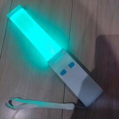 静止点滅 自在ライト　お散歩やコンサートに　乾電池付き　白い光で懐中電灯にも！の画像