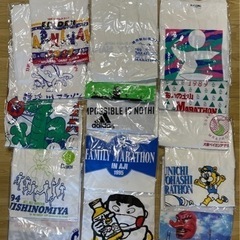 マラソンの記念品のTシャツ、タオルの画像