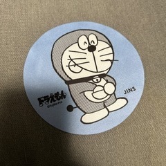 JINSドラえもんコラボ　メガネケースとメガネ拭きの画像