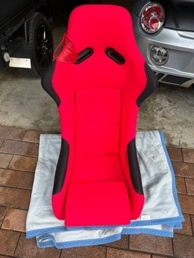 フルバケットシート