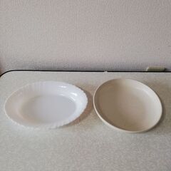 お皿、おわん、鍋、フォーク、スプーンの画像