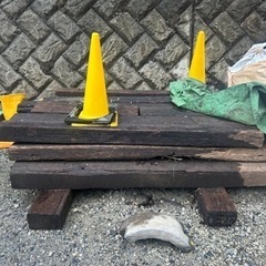 枕木‼️アンティーク、花壇、土留めに✨