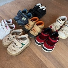 子供靴　ベビーシューズ　ニューバランス　adidas　　　の画像