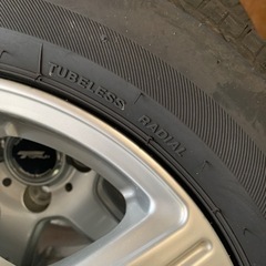 車のパーツ タイヤ、ホイールの画像