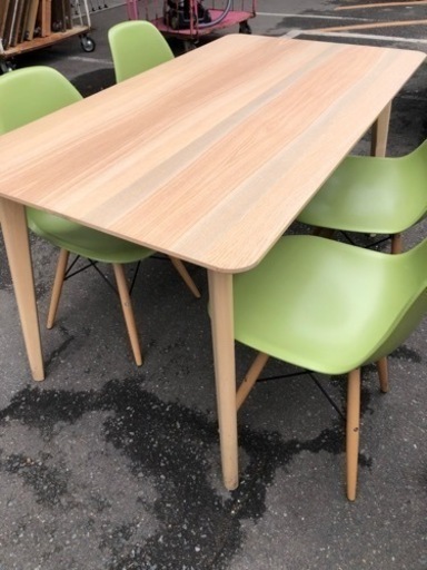 配送無料　椅子4点とダイニングテーブル テーブル IKEA イケア LISABO テーブル アッシュ材突き板　