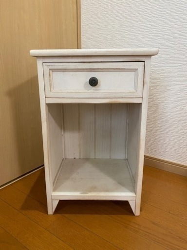 決まりました☆サイドテーブル ベッド ソファ 白 引き出し付き