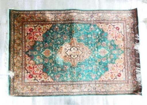 ペルシャ絨毯 コム産 シルク 151×100㎝ 絨毯 ラグ アンティーク家具