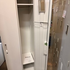 未使用　実売９万円　3人用ロッカー　ナイキ(NAIKI)  CW-0918L3の画像
