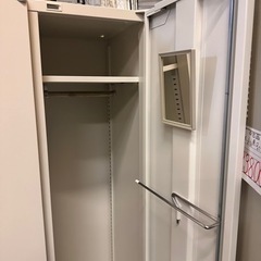 未使用　実売９万円　3人用ロッカー　ナイキ(NAIKI)  CW-0918L3の画像