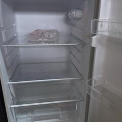 マクゼン 2ドア冷蔵庫ガンメタリック MAXZEN 2ドア 138L JR138ML01GMの画像