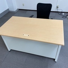 家具 オフィス用家具 机の画像