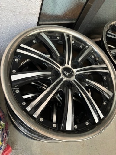 車のパーツ タイヤ、ホイール