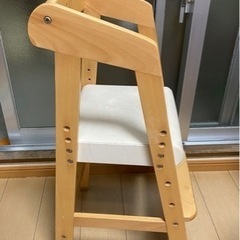 子供用のいすの画像