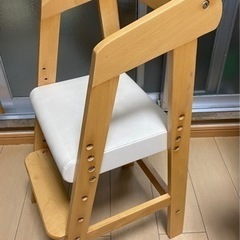 子供用のいすの画像