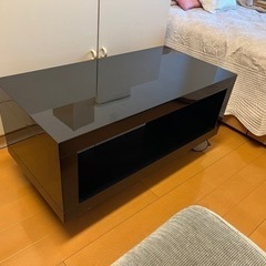 キャスター付きローテーブルの画像