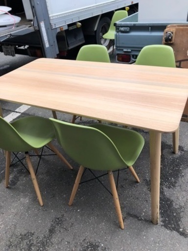 配送無料　椅子4点とダイニングテーブル テーブル IKEA イケア LISABO テーブル アッシュ材突き板　