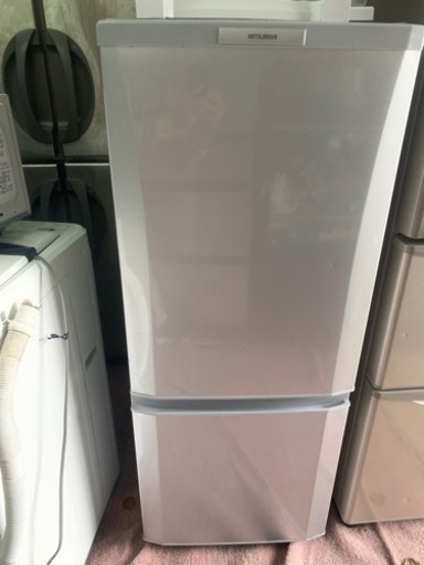 北九州市内配送無料　保証付き　三菱電機 MITSUBISHI ELECTRIC MR-P15S-S [冷蔵庫（146L・右開き） ピュアシルバー]