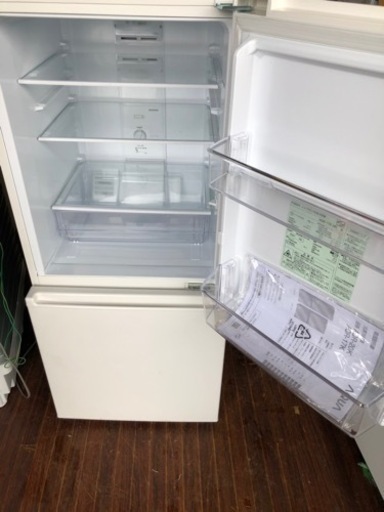 福岡市内配送無料　2021年　AQUA アクア AQR-17K（W） [冷蔵庫（168L・右開き） 2ドア ミルク]