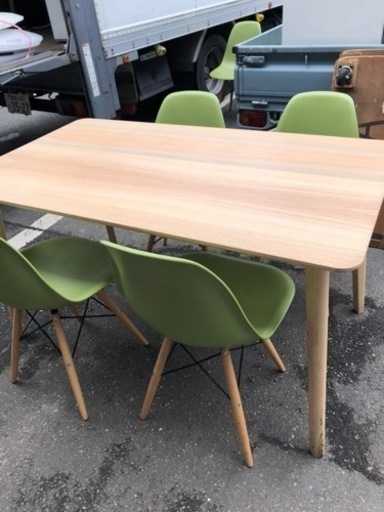 配送無料　椅子4点とダイニングテーブル テーブル IKEA イケア LISABO テーブル アッシュ材突き板　