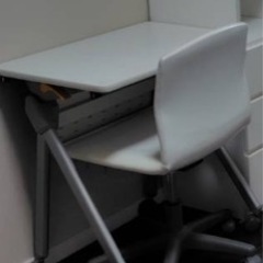 【引き渡し確定】机　キャスター付き椅子セット　