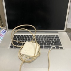 取引中です　MacBook Pro ジャンク(モニター写りません)