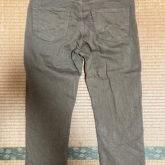 ズボン  靴下の画像