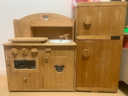 【まとめ売り価格】トッドル　キッチン　おままごと　冷蔵庫　小物一式付き
