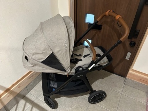【超美品】nuna triv next ベビーカー