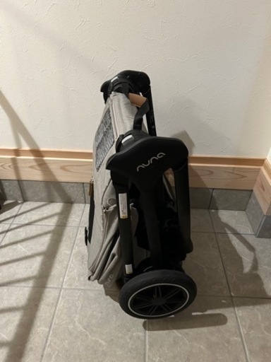 【超美品】nuna triv next ベビーカー