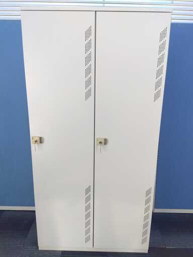 リサイクルデポ鹿児島店　2人用ロッカー　ITOKI製　鍵付き