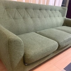 【引き渡し決定】3人がけ北欧風ソファの画像