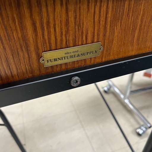 J3388 niko and  FURNITURE & SUPPLY ニコアンド ファニチャー